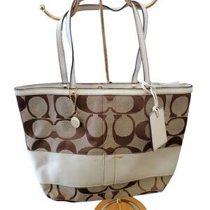 Authentic Vintage Coach logo purse